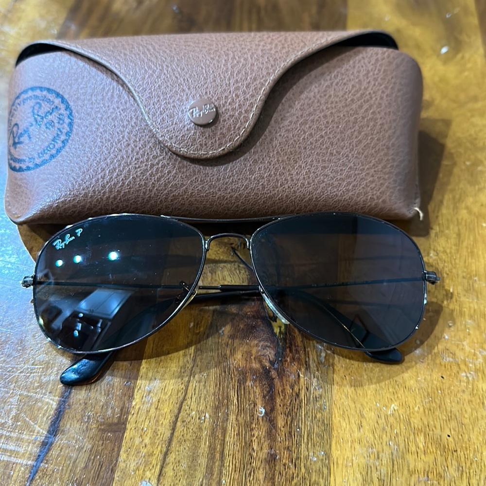 Pay-ban aviator sunglasses